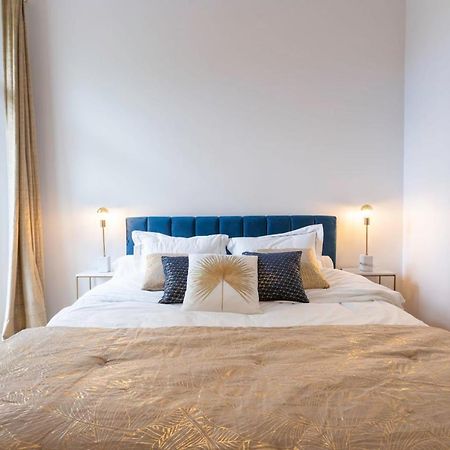 Modern 2-Br Apartment In The Heart Of Cannes Kültér fotó